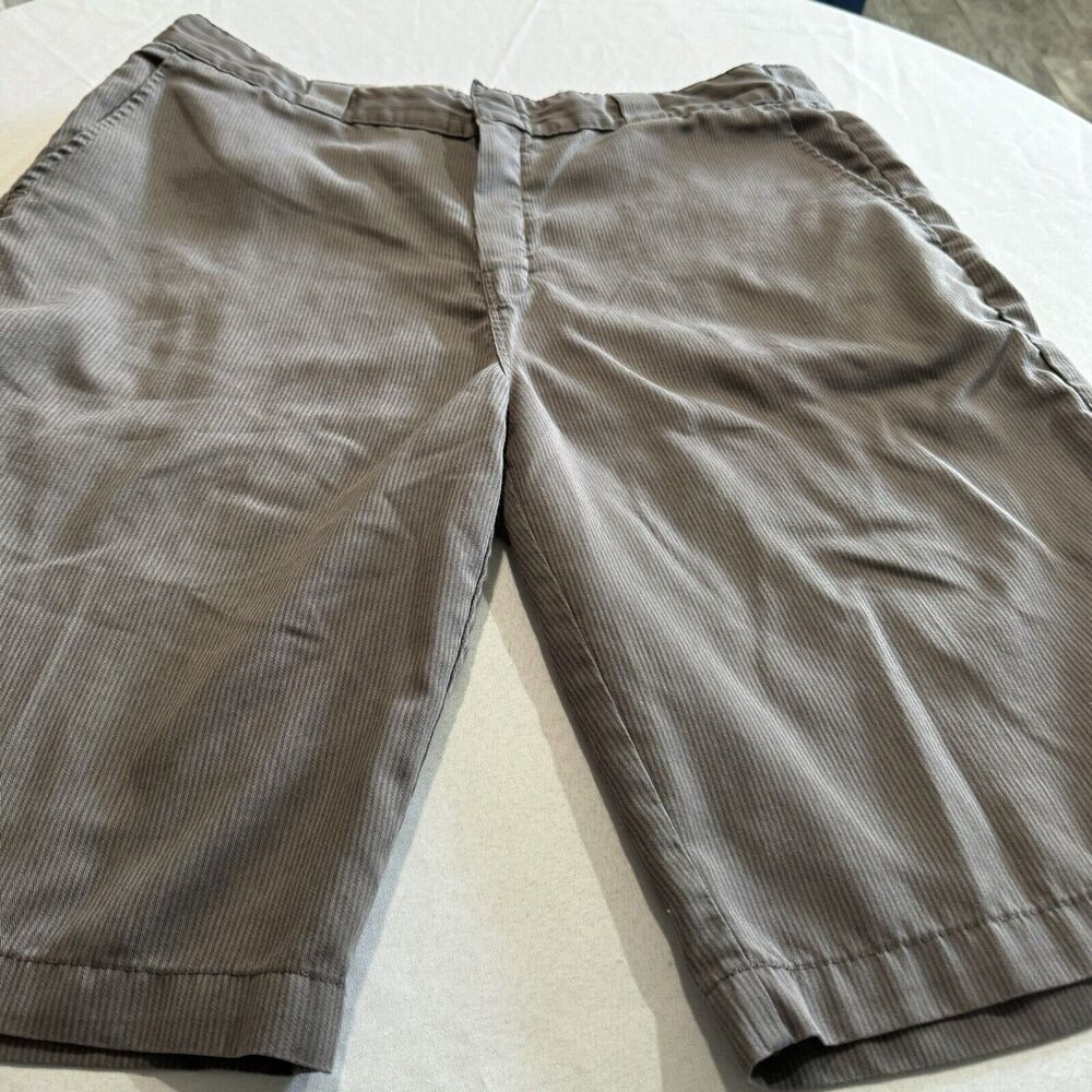 DICKIES Gray Work Shorts Sz 38 Reg Fit 13" Inseam-pre-owned